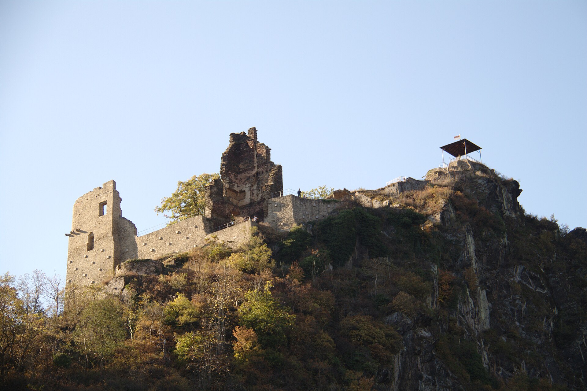 Die Ruine der Burg Are über Altenahr