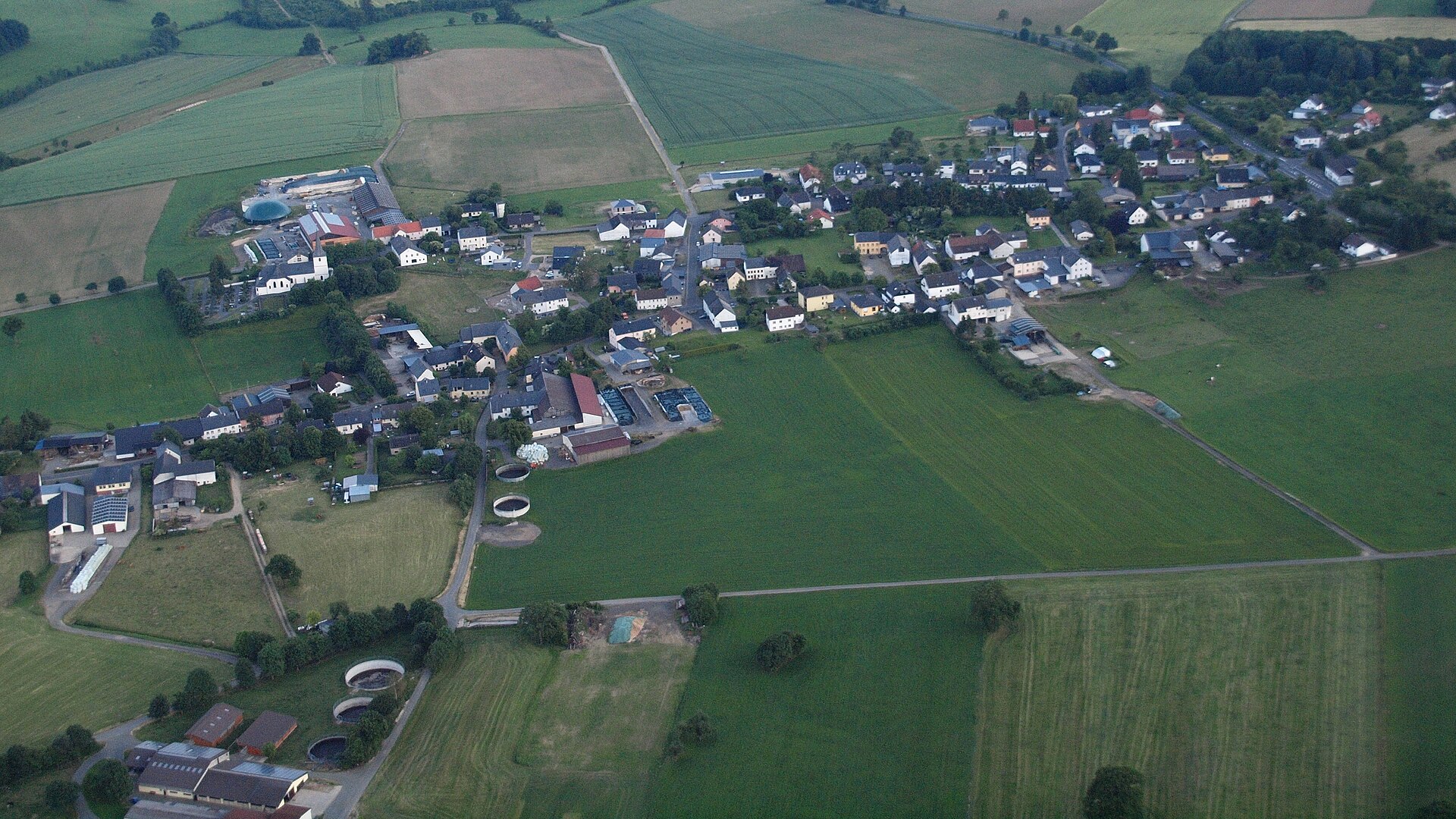 Luftaufnahme von Rommersheim im Naturpark Nordeifel