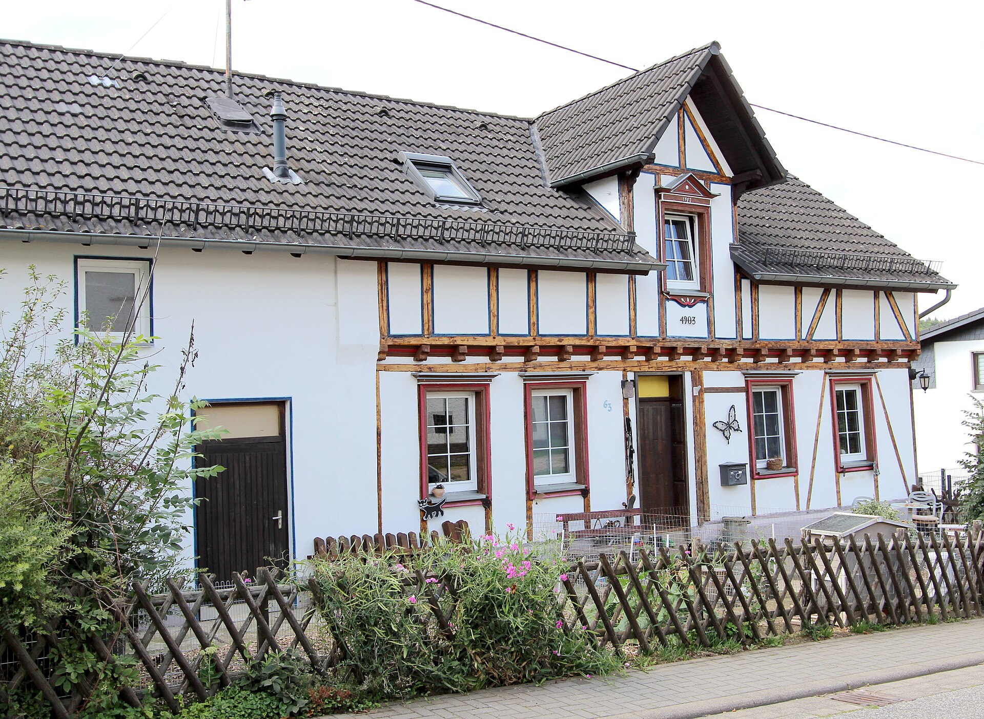 Fachwerkhaus an der Hauptstraße in Wimbach in der Hocheifel